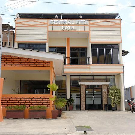 Oyo 1612 Hotel Central City Tanjung Pandan Bagian luar foto